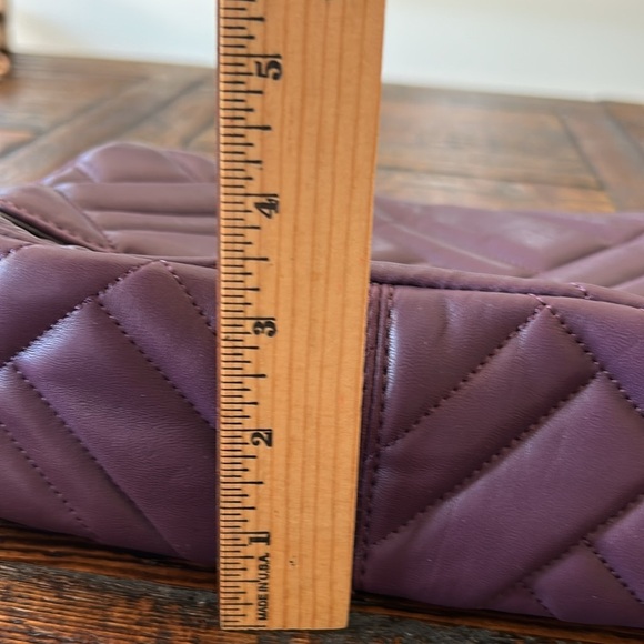 Michael Kors Purple Quilted Shoulder with Chain Strap Bag - Picture 4 of 10